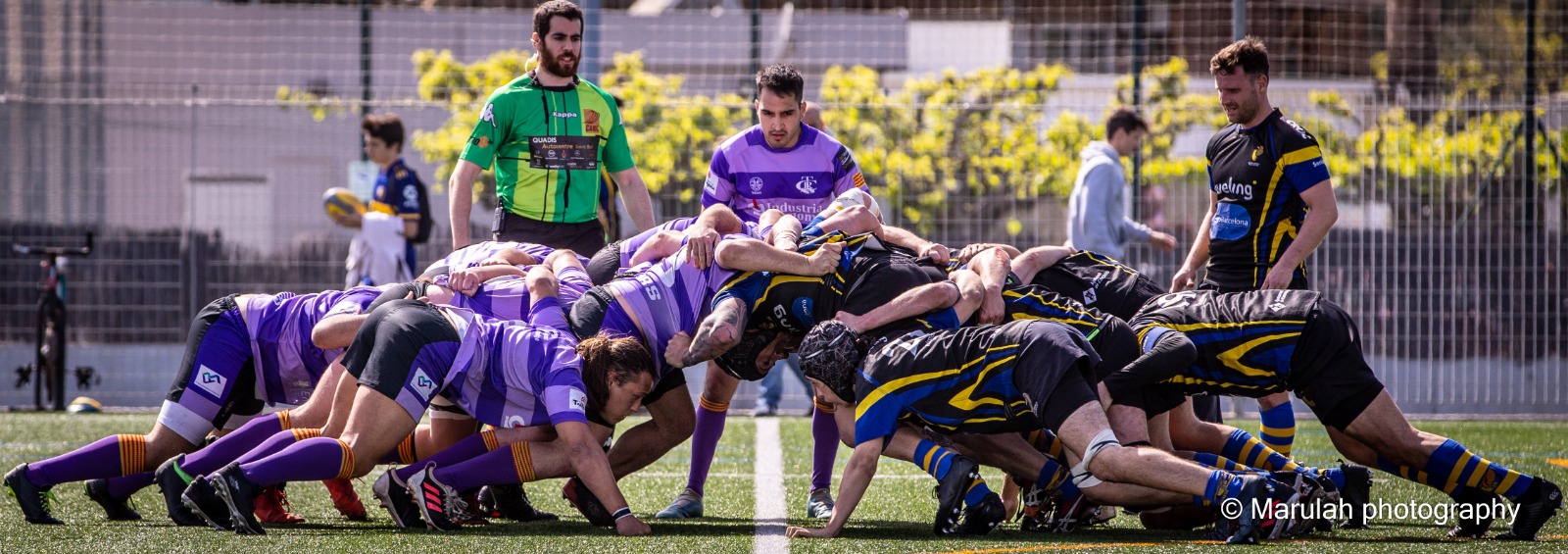 Enric jugando rugby